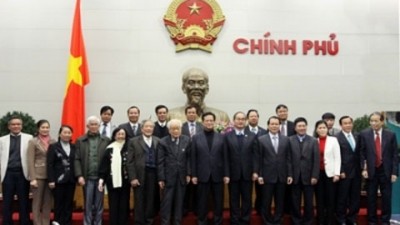 Vietnam’s government, Fatherland Front continue cooperation - ảnh 1